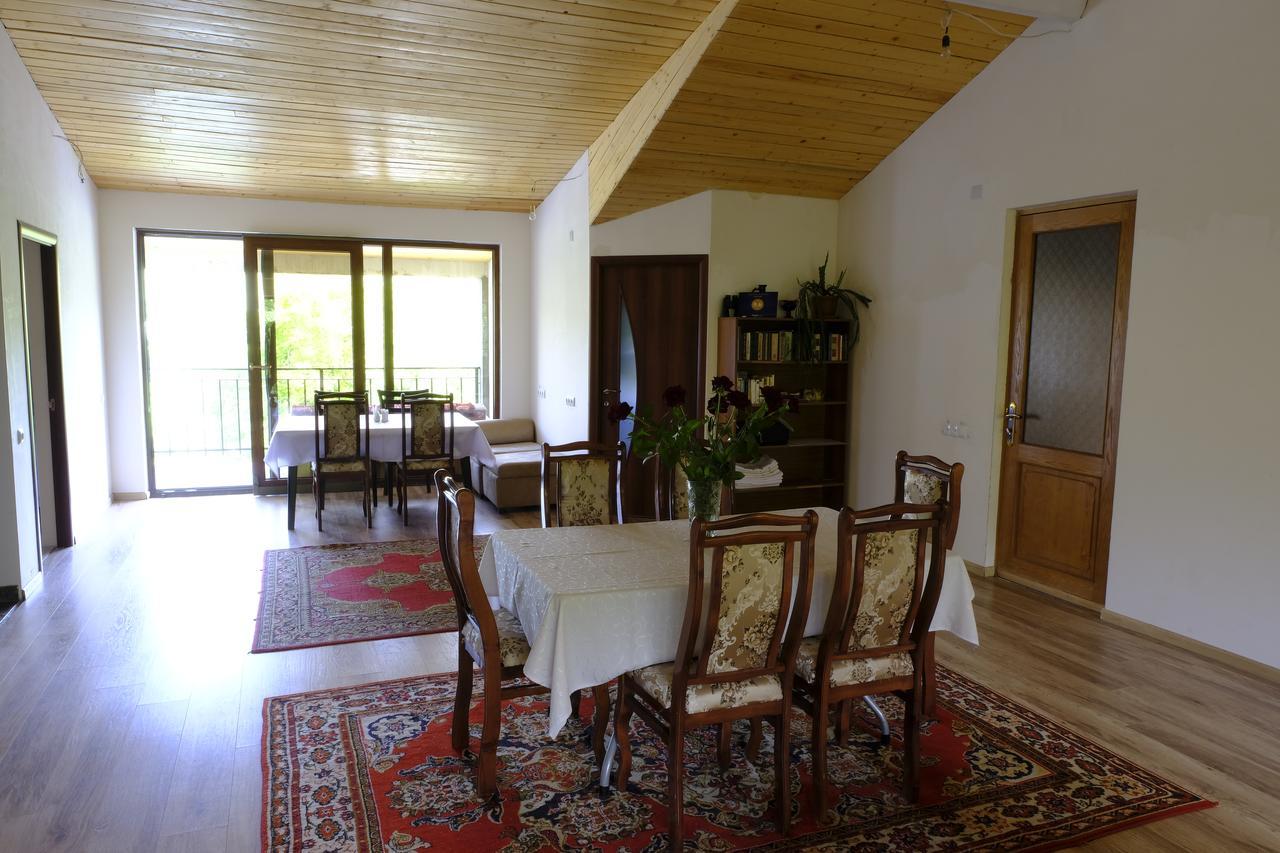 Chez Yvette Bed & Breakfast Garni Exterior photo