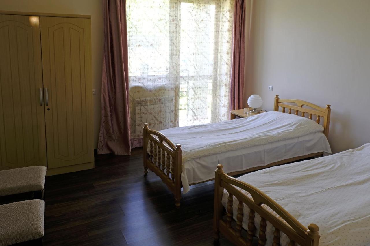 Chez Yvette Bed & Breakfast Garni Exterior photo
